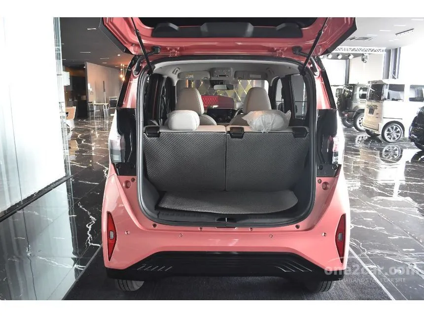 2024 Nissan Sakura G Hatchback