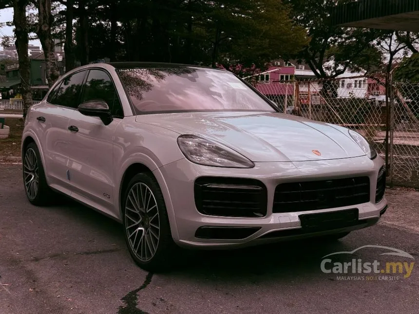 2022 Porsche Cayenne GTS Coupe