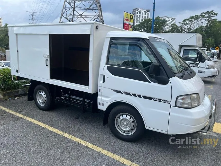2023 Nissan SK82 Lorry