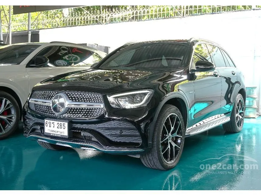 2021 Mercedes-Benz GLC300 e 4MATIC AMG Dynamic SUV