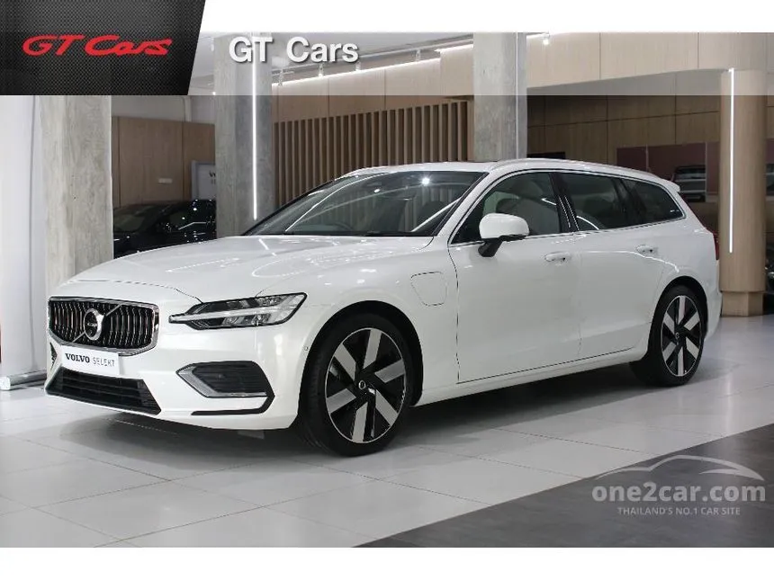 2024 Volvo V60 Recharge Ultimate T8 Wagon
