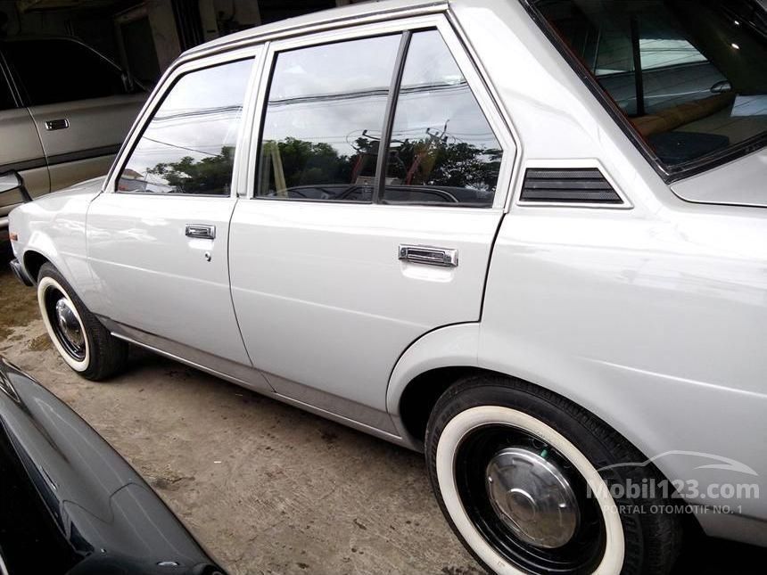  Jual  Mobil  Toyota Corolla  1981 DX  Automatic 1 3 di DKI 