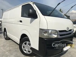 2010 Toyota Hiace 2.5 Panel Van Van