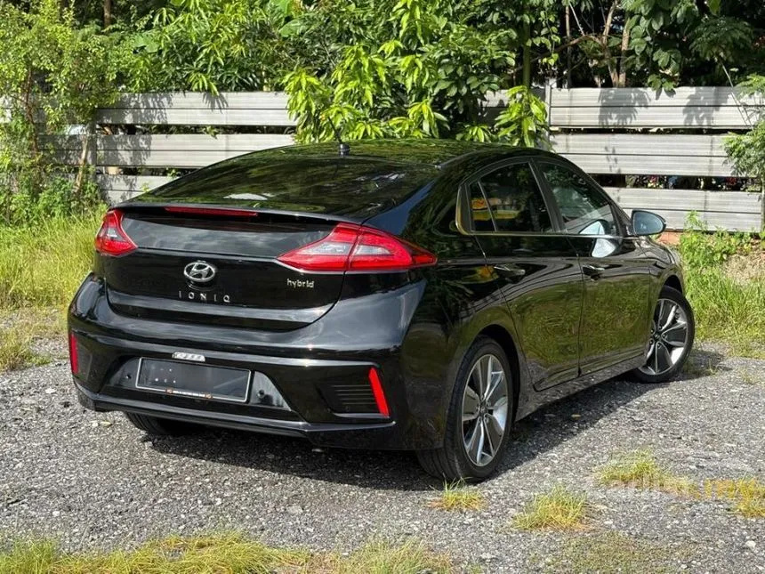 2019 Hyundai Ioniq HEV Plus Hatchback