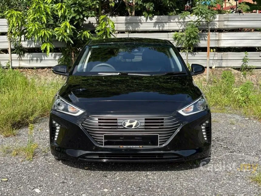 2019 Hyundai Ioniq HEV Plus Hatchback