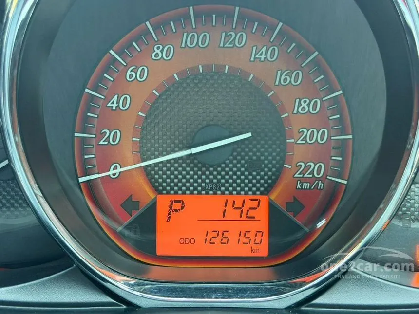 2016 Toyota YARIS J Hatchback