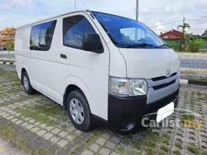 2023 Toyota Hiace 2.5 Semi Panel Van Van