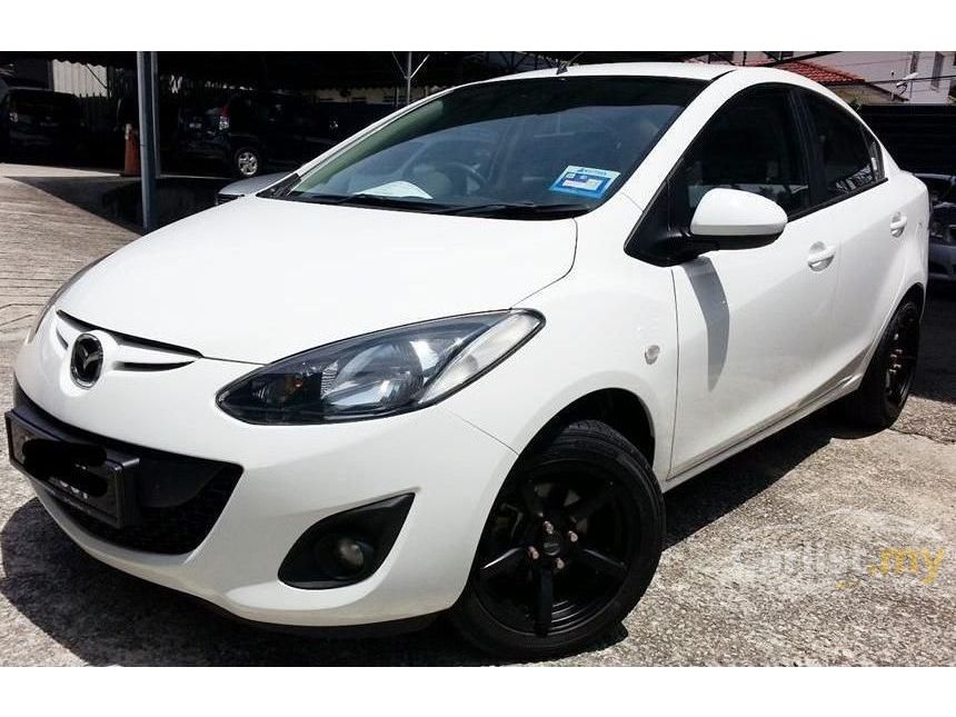 Mazda 2 2010 R 1.5 in Kuala Lumpur Automatic Hatchback 