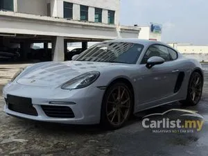 2018 Porsche 718 2.0 Cayman Coupe