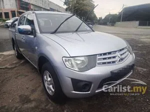 2011 Mitsubishi Triton 2.5 Lite Dual Cab 4X2 Pickup