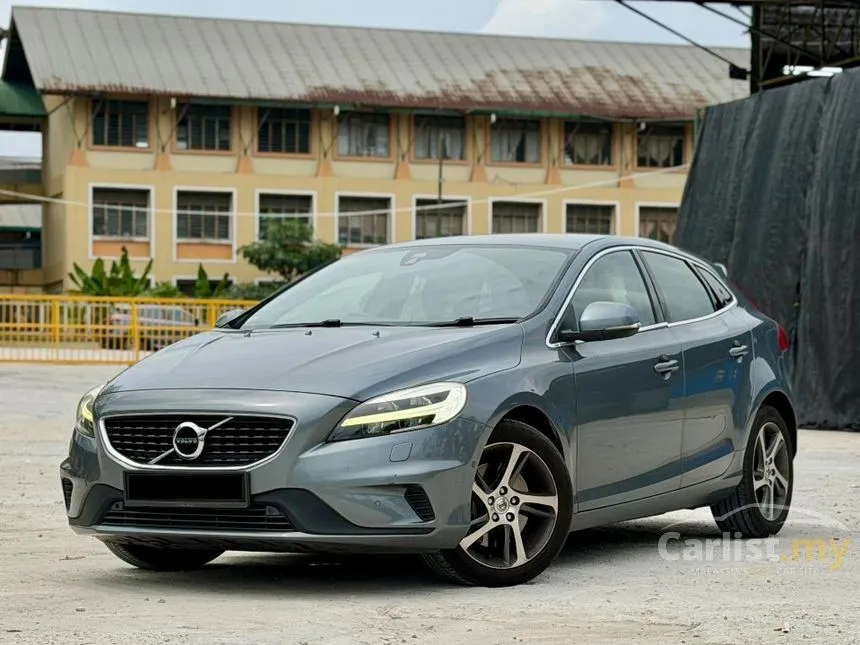 2017 Volvo V40 T5 Inscription Hatchback