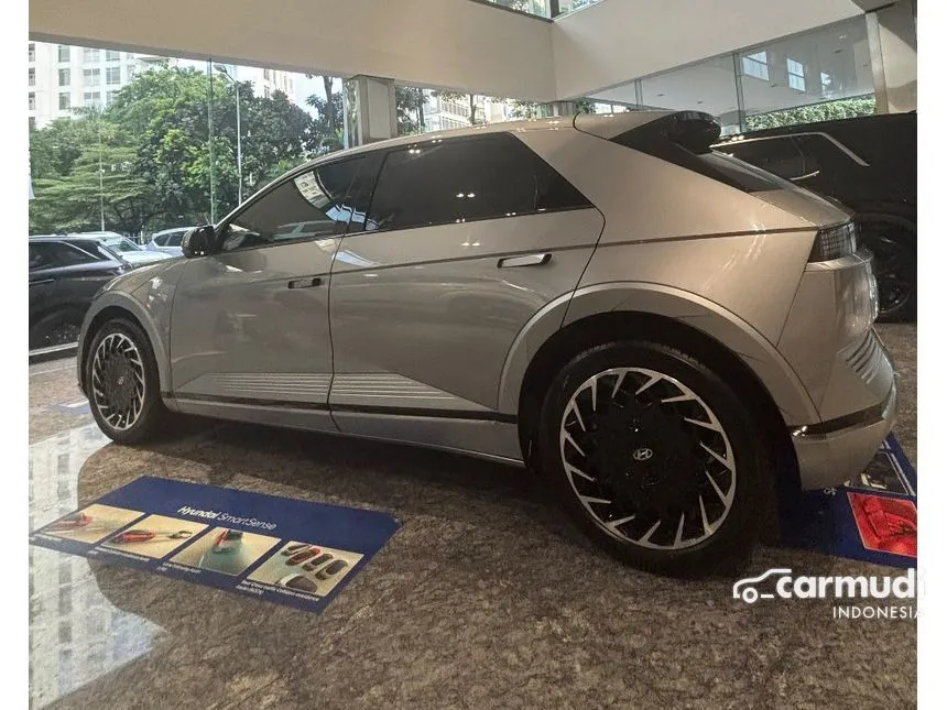 Jual Mobil Hyundai IONIQ 5 2025 Signature Long Range di Jawa Barat Automatic SUV Abu