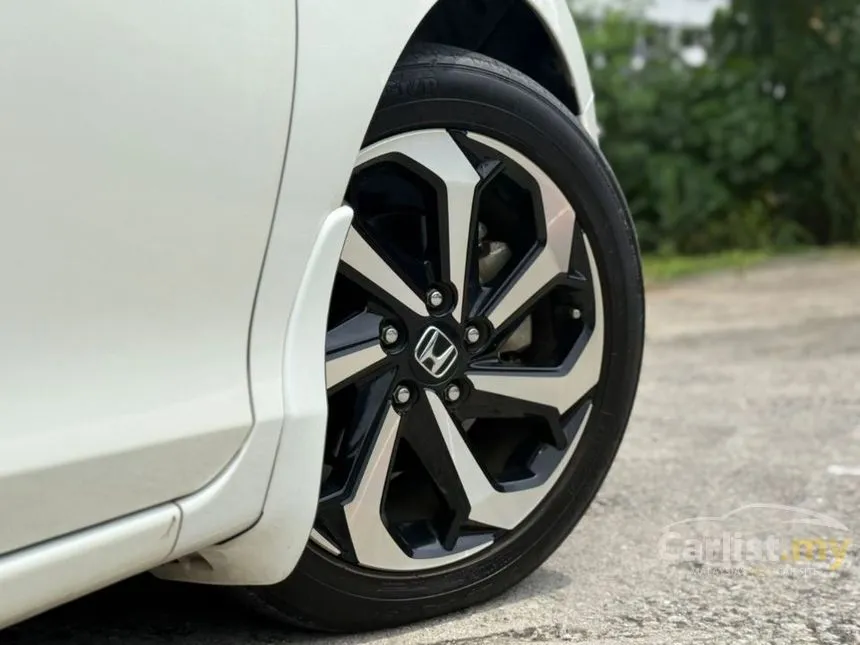 2018 Honda Accord VTi-L Sedan