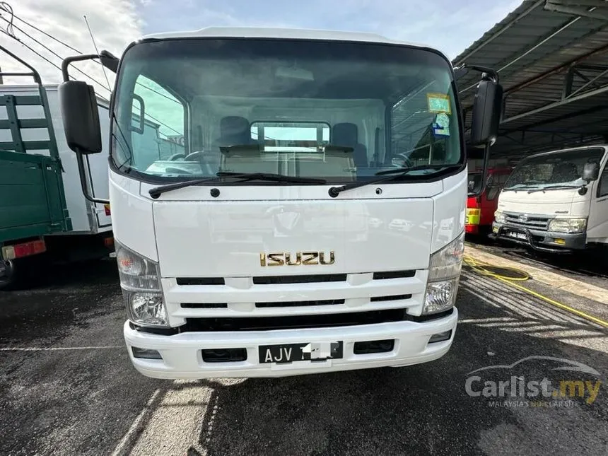 2014 Isuzu NPR75 Lorry