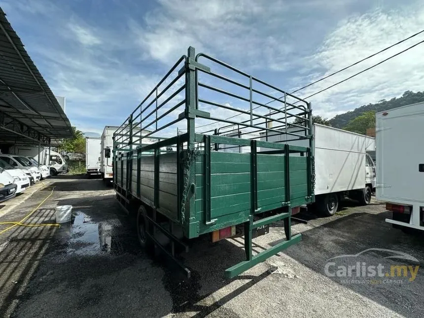 2014 Isuzu NPR75 Lorry