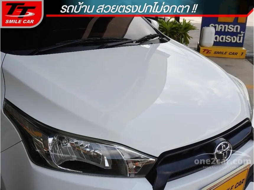 2015 Toyota YARIS J Hatchback
