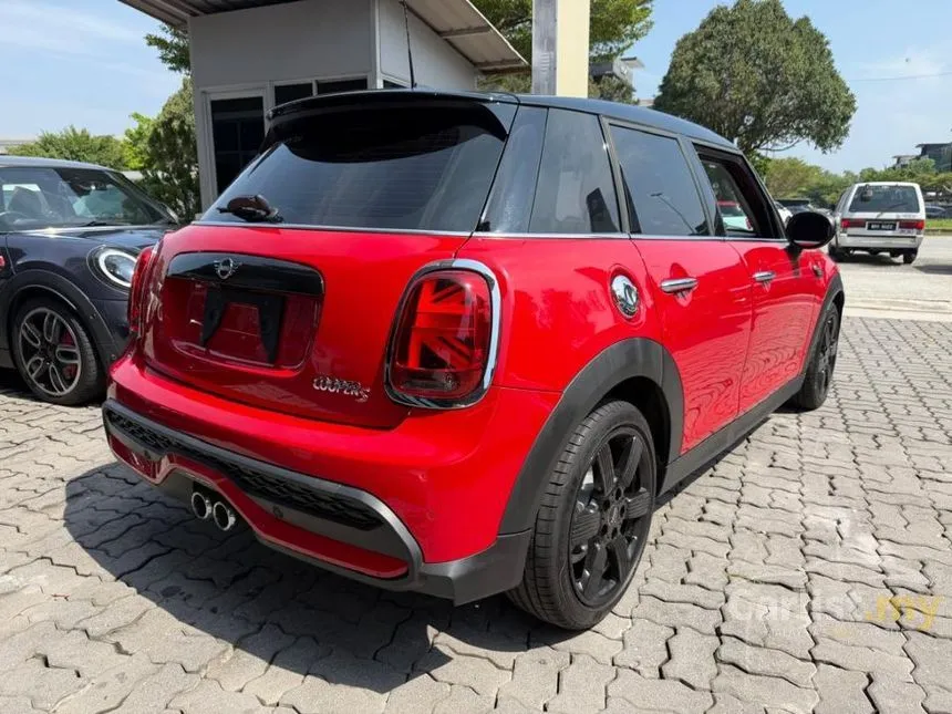 2022 MINI Cooper S 5 Door Hatchback