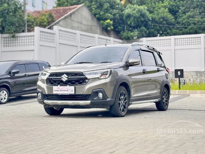 2023 Suzuki XL7 Beta Hybrid SUV