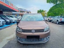 2013 Volkswagen Cross Touran 1.4 Base Spec MPV