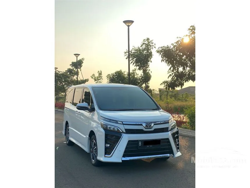 Jual Mobil Toyota Voxy 2019 2.0 di DKI Jakarta Automatic Wagon Putih Rp 355.000.000