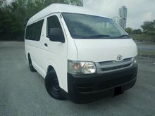 Toyota Hiace 2.5 DIESEL (M) Window Van ACCIDENT FREE 1 OWNER