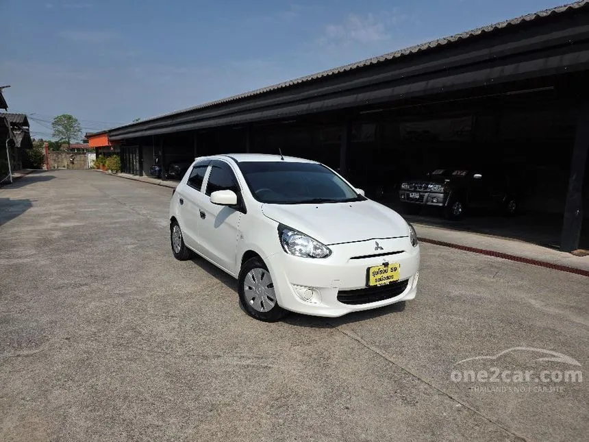 2013 Mitsubishi MIRAGE GLX Hatchback