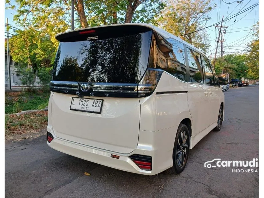 2022 Toyota Voxy Wagon