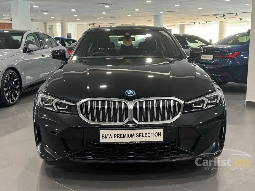 2023 BMW 330e M Sport Sedan