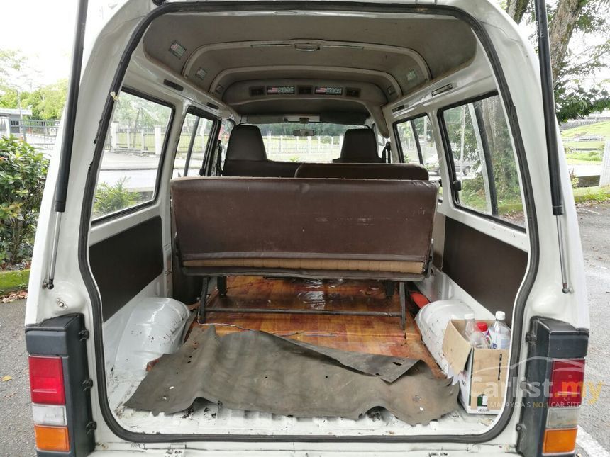 1991 Ford Econovan XL Window Van
