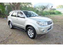 2011 Toyota Fortuner 2.7 (ปี 08-11) V SUV