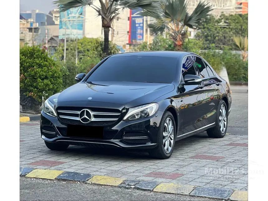 2014 Mercedes-Benz C200 Avantgarde CBU Sedan