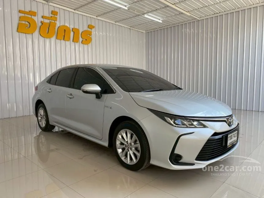 2020 Toyota Corolla Altis Hybrid Entry Sedan