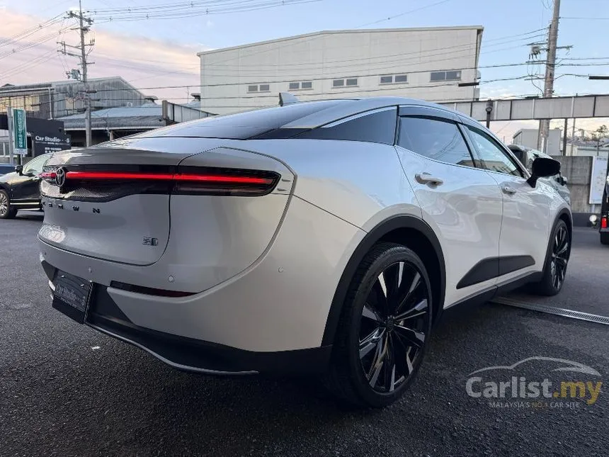 2023 Toyota Crown RS Advance Sedan