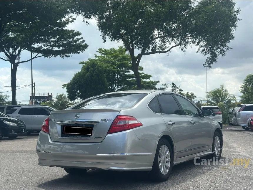 2011 Nissan Teana Premium Sedan