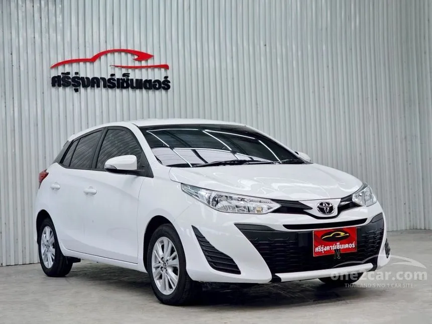 2019 Toyota YARIS E Hatchback