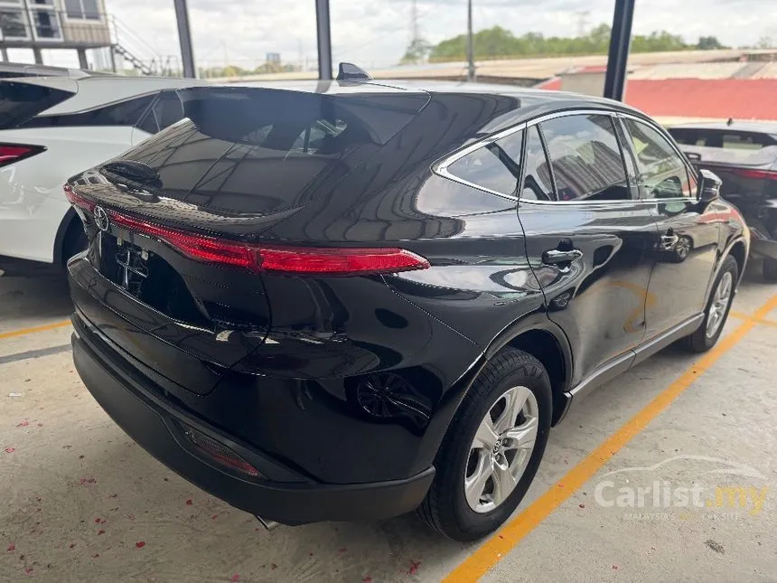 2022 Toyota Harrier S SUV