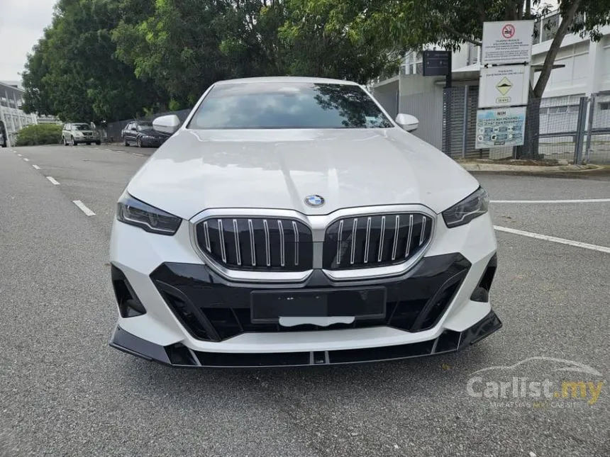 2025 BMW 520i M Sport Sedan
