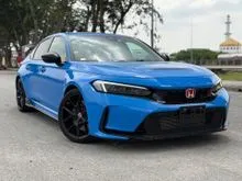 2023 Honda Civic Type R - FL5 Offer Unit [New Car Condition ,Carbon Console ,+R Mode ,BSM ,Apple CarPlay]