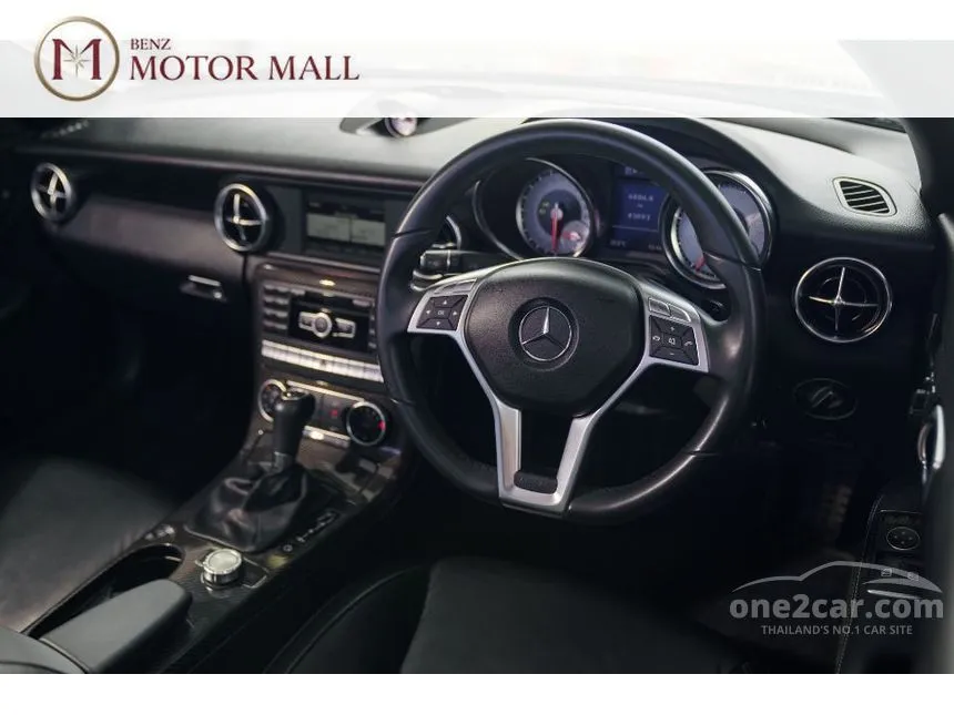 2015 Mercedes-Benz SLK200 AMG Carbon Look BlueEFFICIENCY Convertible