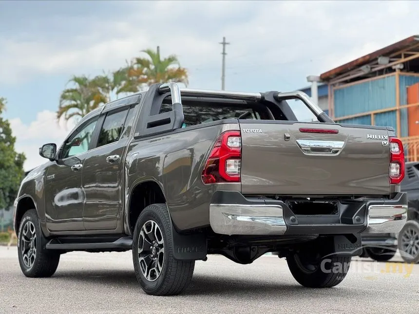 2023 Toyota Hilux V Dual Cab Pickup