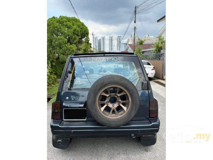1999 Suzuki Grand Vitara 3-Door SUV