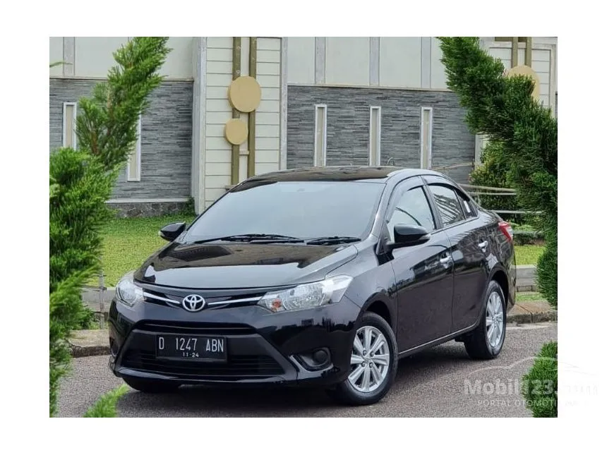 Jual Mobil Toyota Vios 2013 E 1.5 di Jawa Barat Manual Sedan Hitam Rp 135.000.000