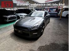 2014 Nissan GT-R 3.8 Black Edition - Lightning Lights