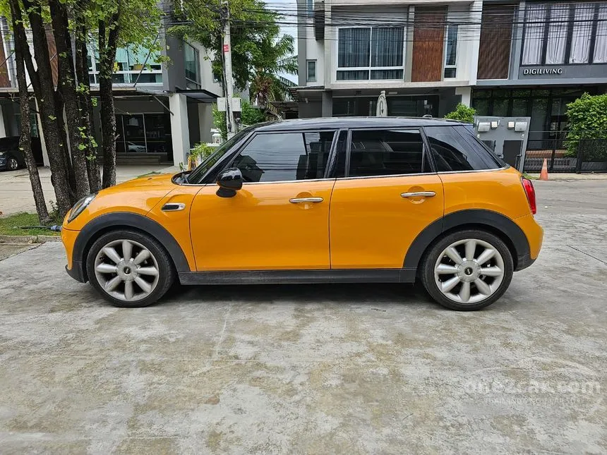2016 Mini Cooper 1.5 F55 1.5 D Hatchback AT for sale on One2car