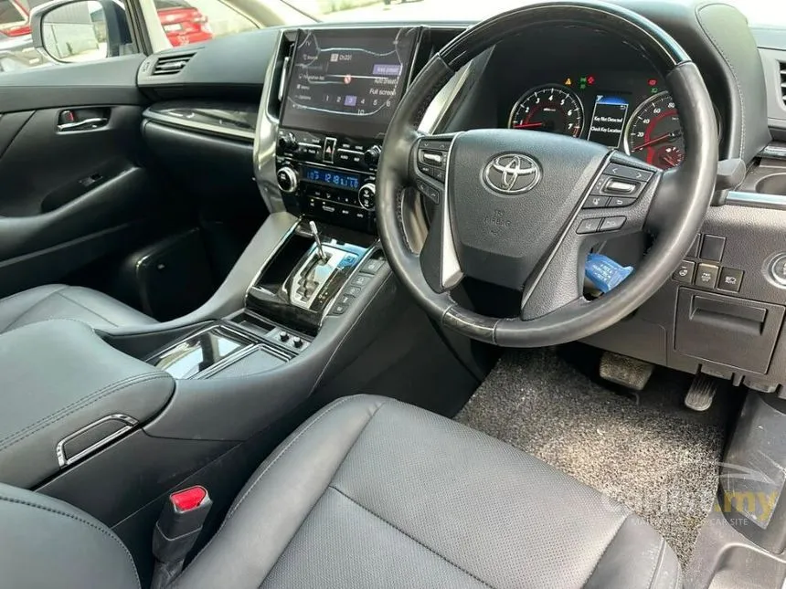 2021 Toyota Alphard MPV