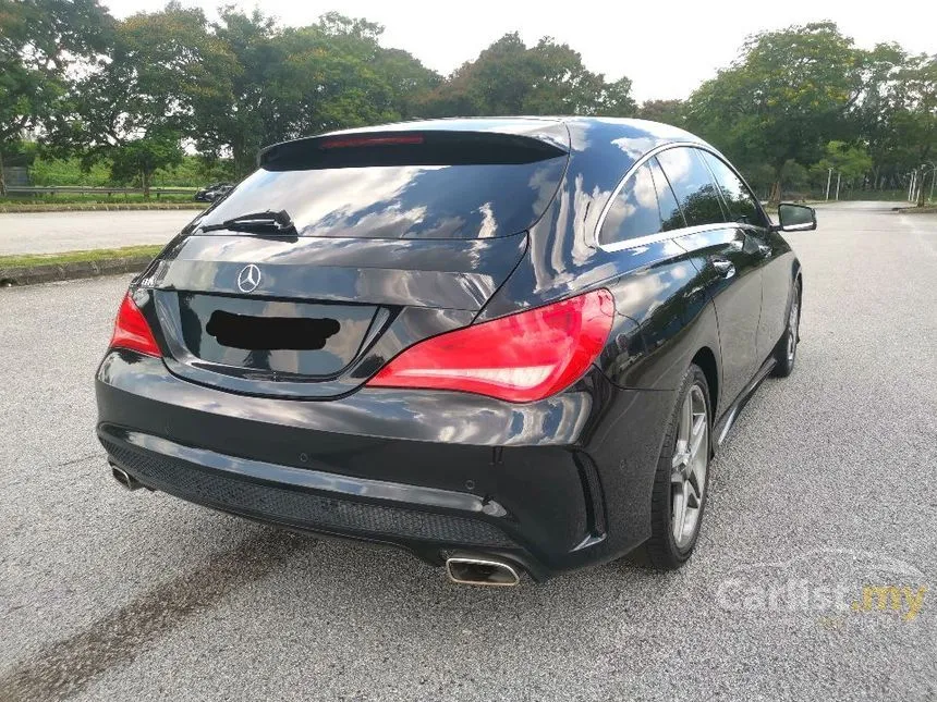 2015 Mercedes-Benz CLA180 AMG Shooting Brake Wagon
