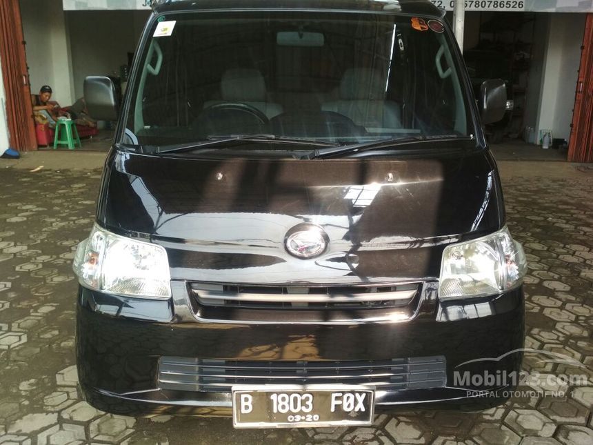 2015 Daihatsu Gran Max D Van