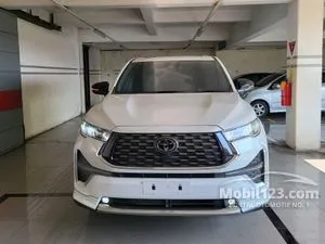 2025 Toyota Kijang Innova Zenix 2.0 Q HV TSS ( Premium Color) MPV