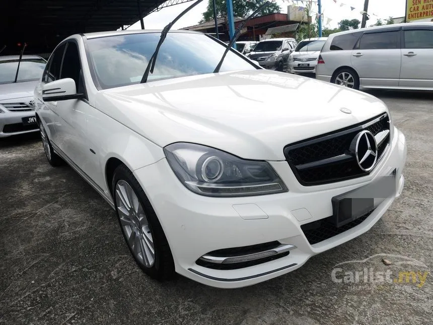 2011 Mercedes-Benz C200 CGI Elegance Sedan