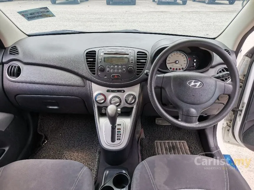 2010 Inokom i10 Hatchback